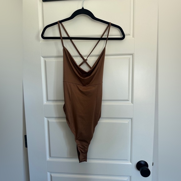 Princess Polly Chocolate / Bronze Cross Back Bodysuit - Picture 1 of 4